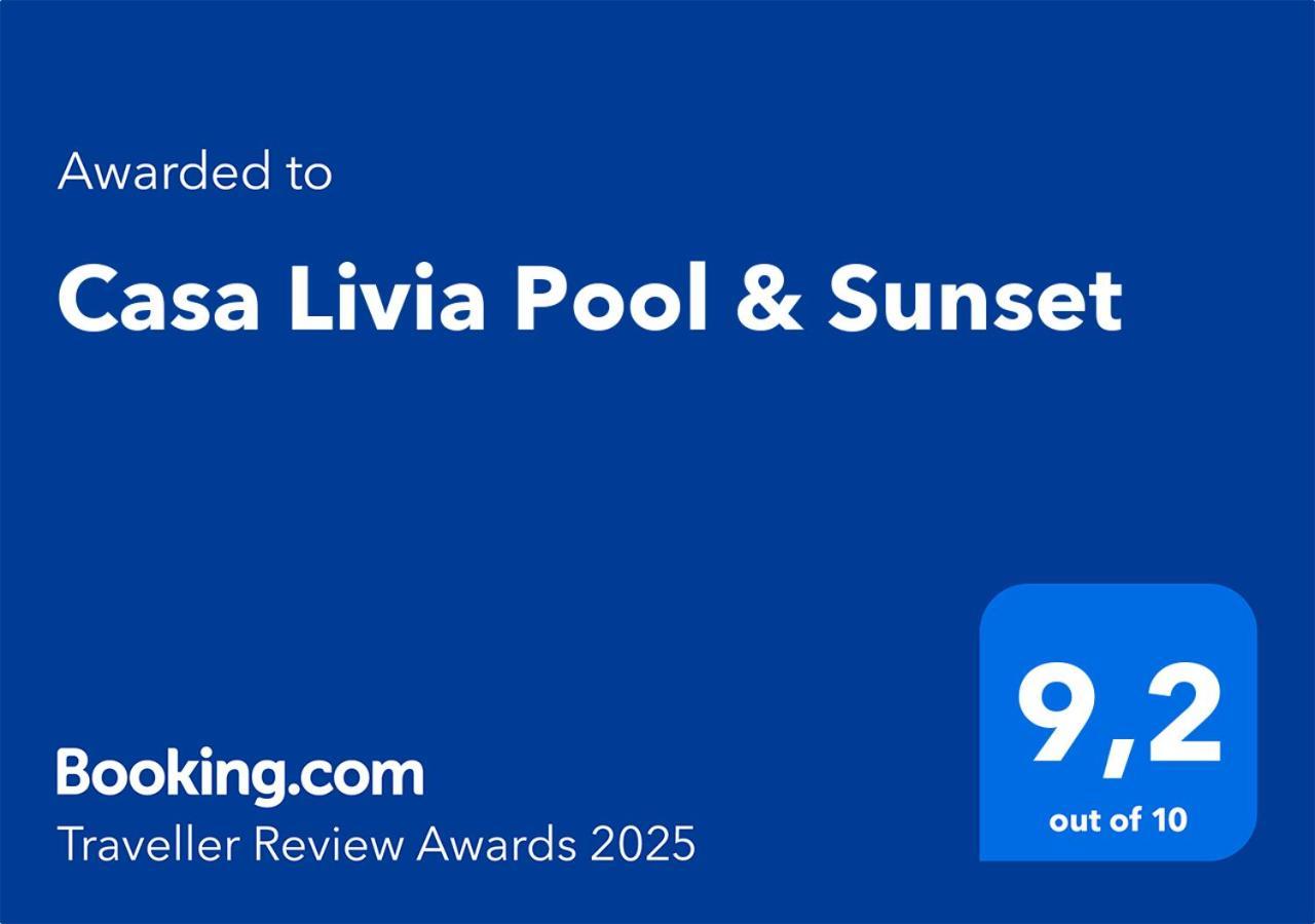 فيلا Casa Livia Pool & Sunset كوراليهو المظهر الخارجي الصورة